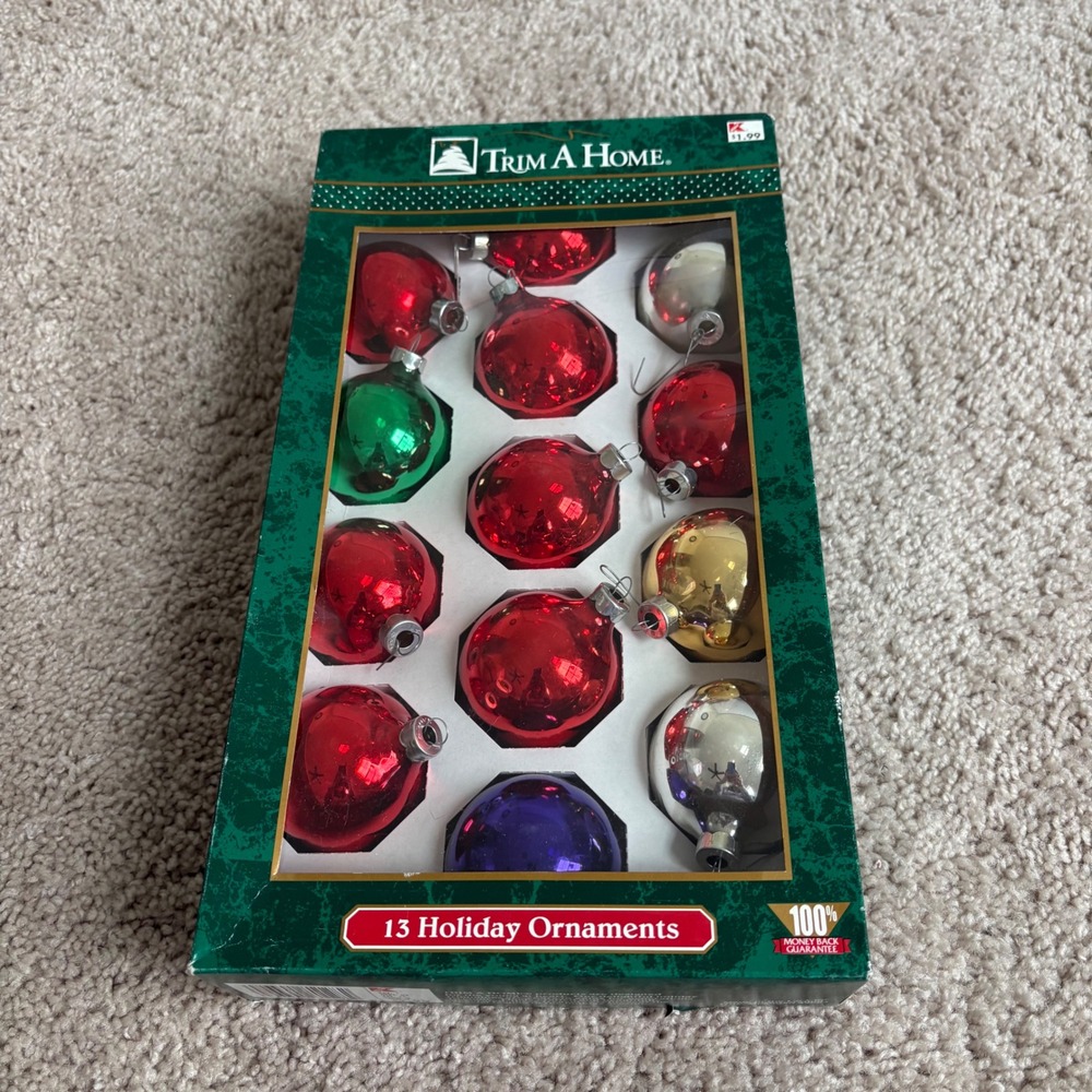 Trim A‎ Home Vintage Set of 13 Holiday Christmas Ornaments Colors w Original Box